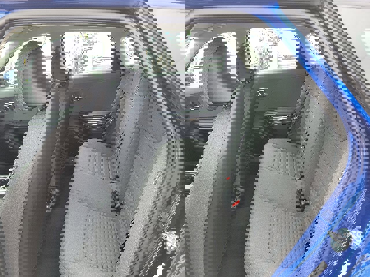 2025 Kia K4 EX photo 13