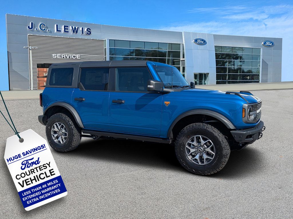2025 Ford Bronco 4-Door Badlands's photo