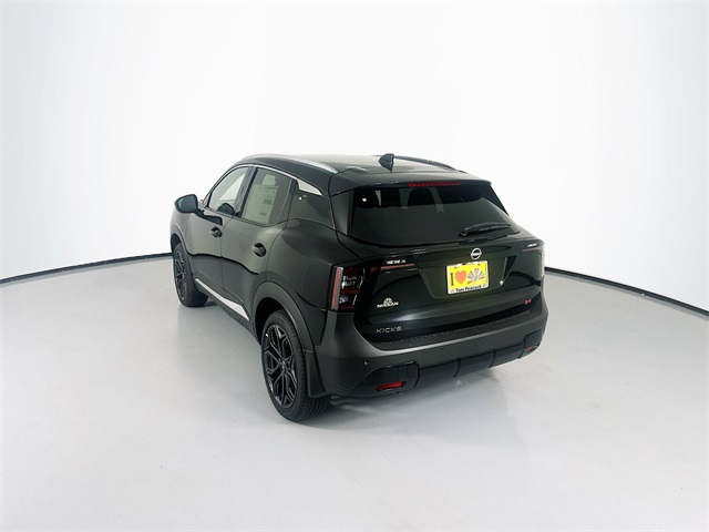 2025 Nissan Kicks SR photo 4