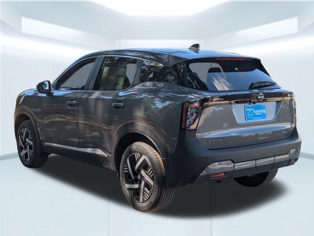 2025 Nissan Kicks SV photo 3