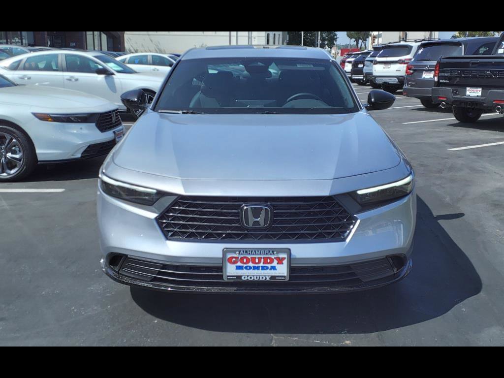 2025 Honda Accord Hybrid Sport-L photo 2