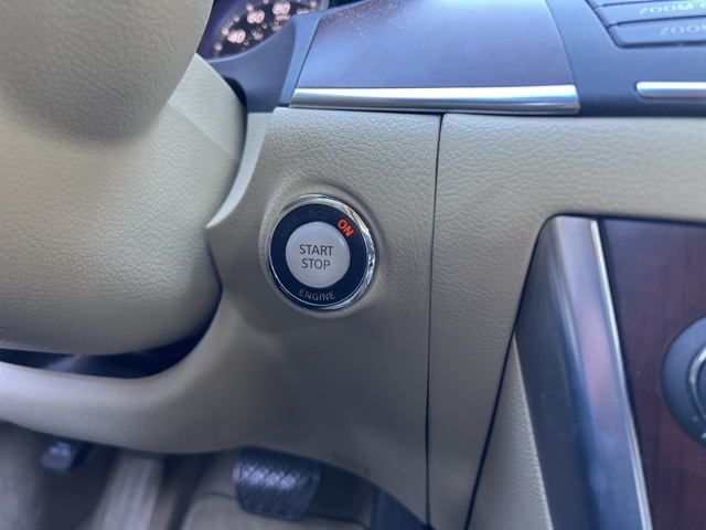 2008 Infiniti M35 X photo 30