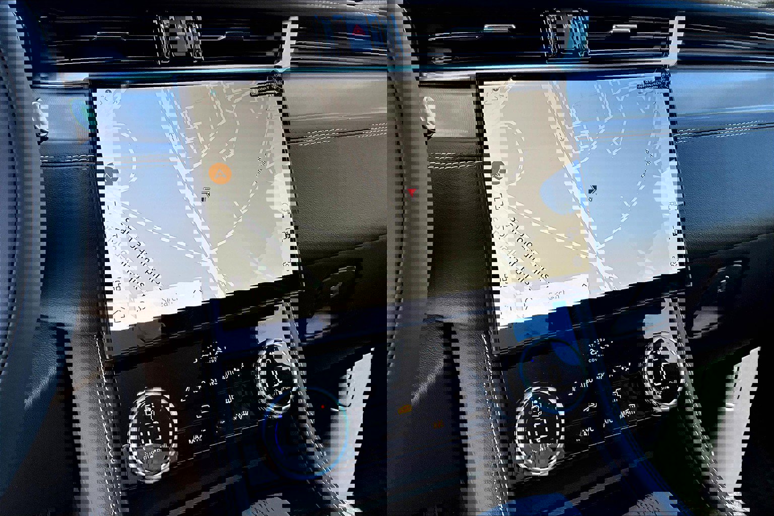 2026 Jaguar F-PACE P250 R-Dynamic S photo 8
