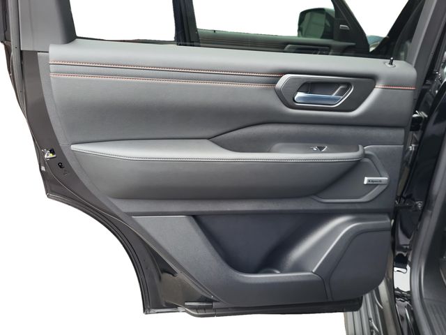 2025 Nissan Armada photo 15