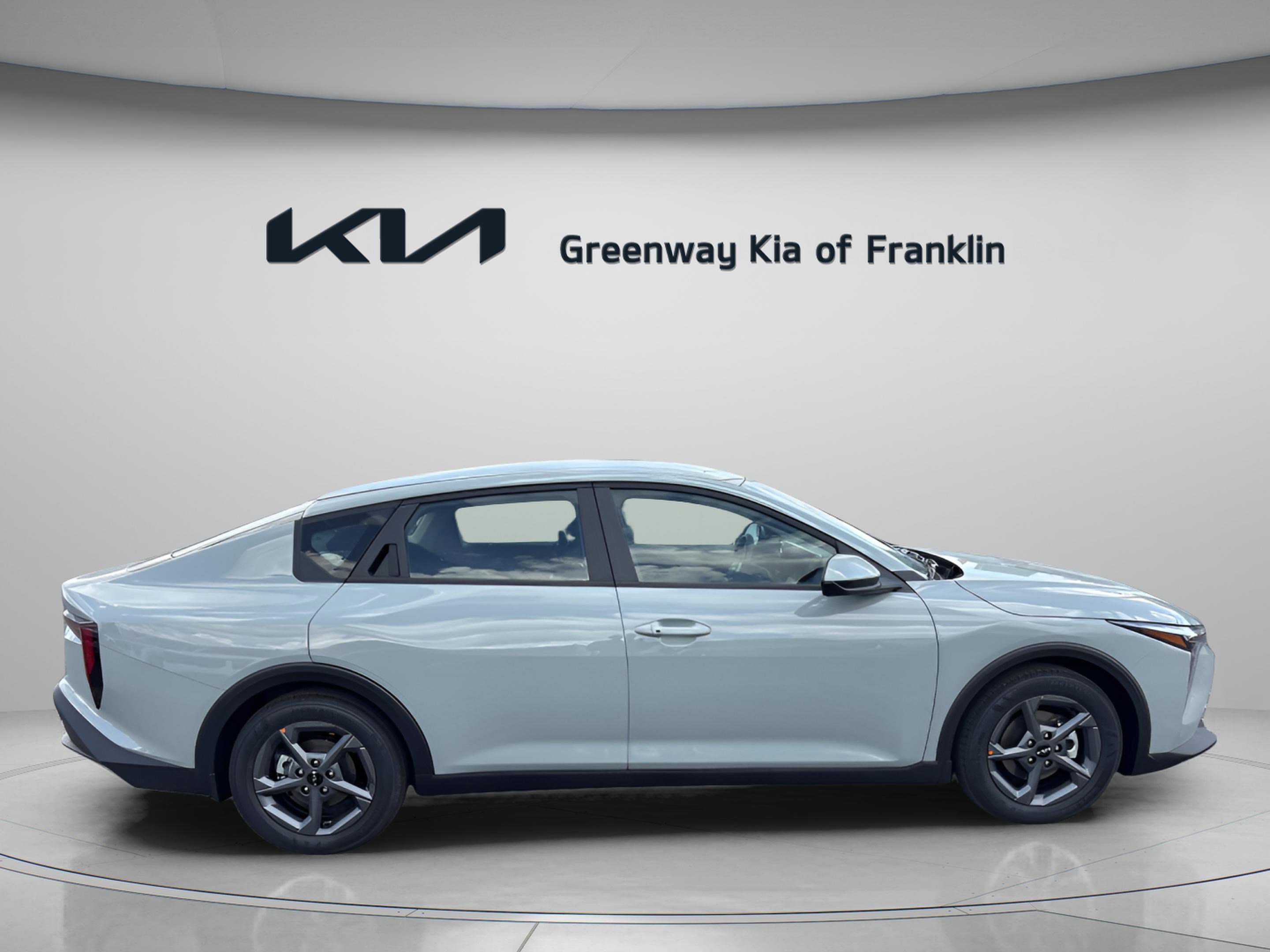 2025 Kia K4 LXS photo 8