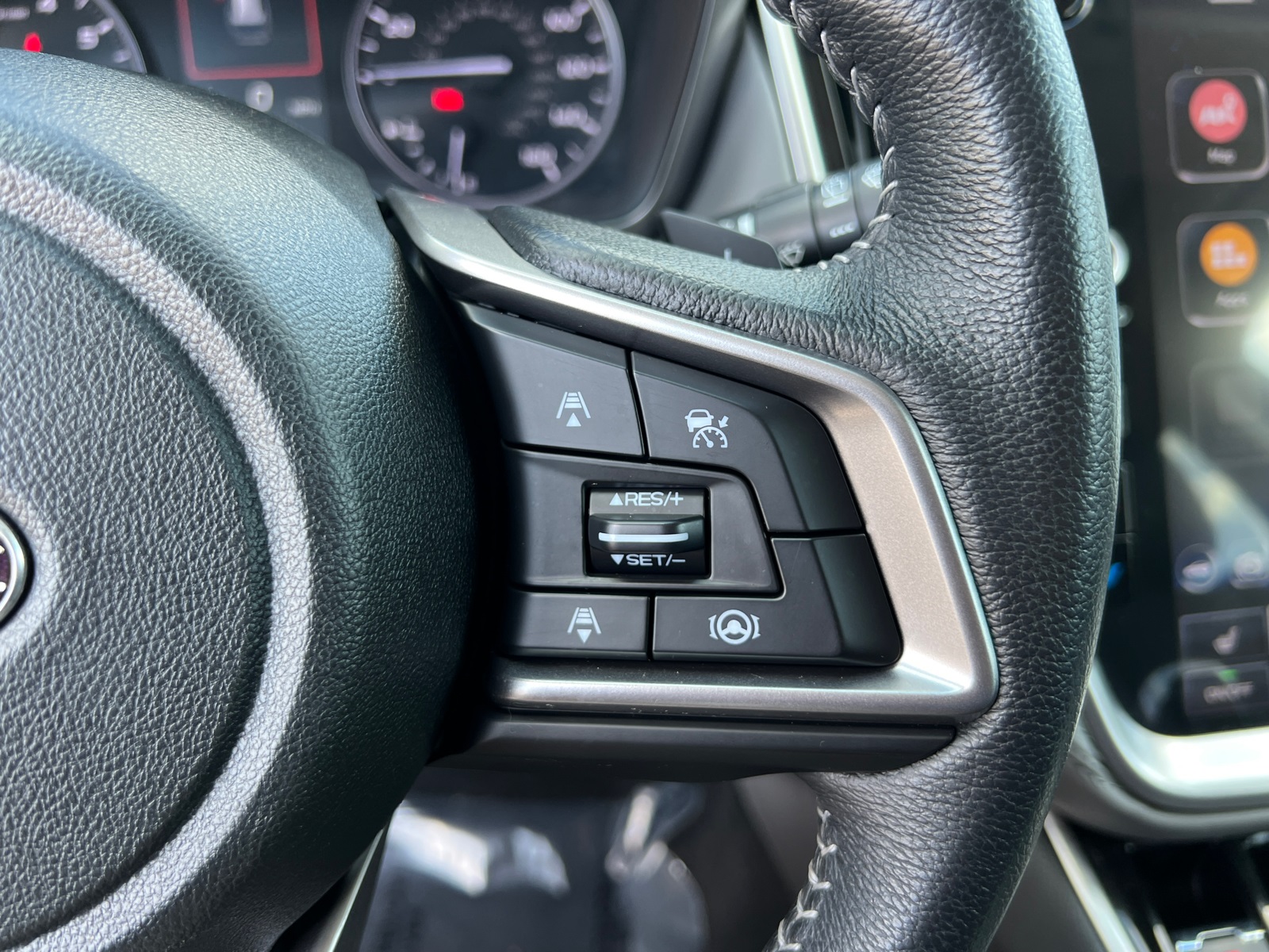 2020 Subaru Outback Onyx Edition XT photo 24