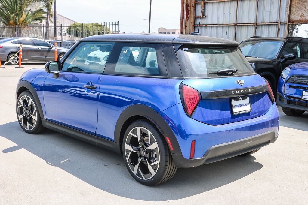 2025 Mini Cooper Signature photo 6