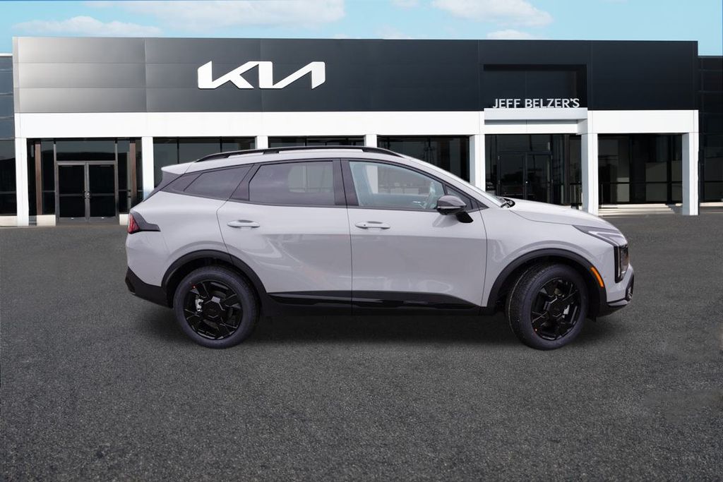 2026 Kia Sportage X-Line photo 2