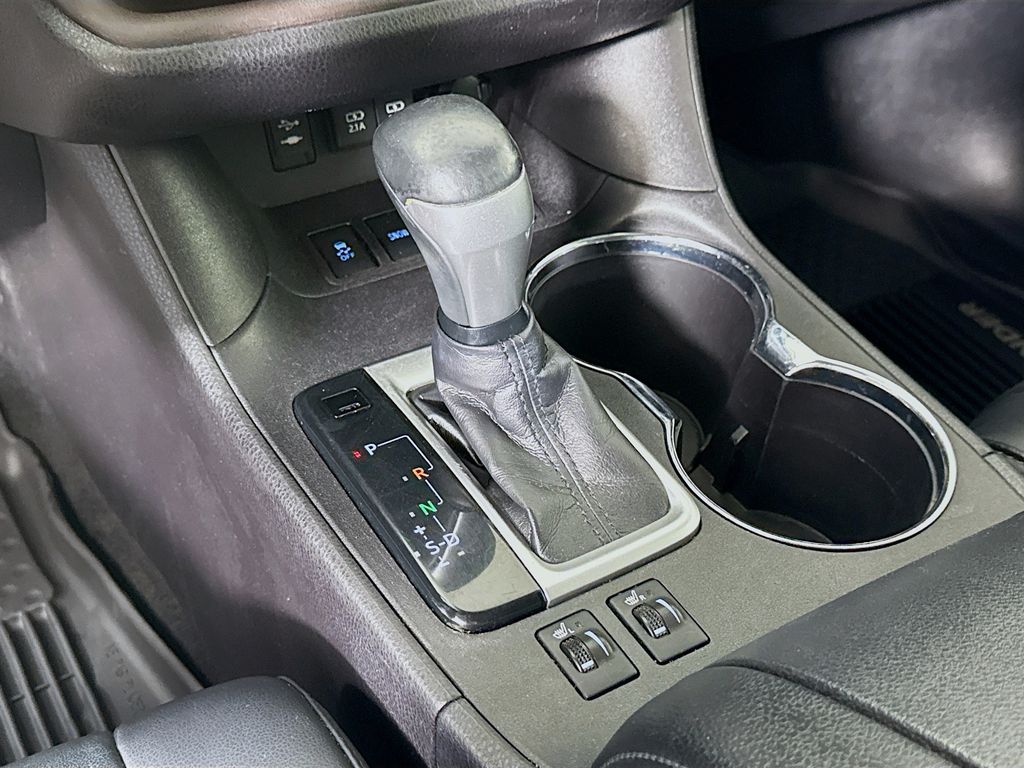 2019 Toyota Highlander XLE photo 21