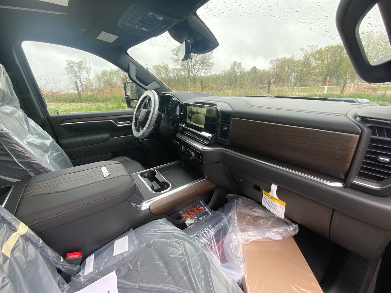 2025 Chevrolet Silverado 3500HD High Country photo 28