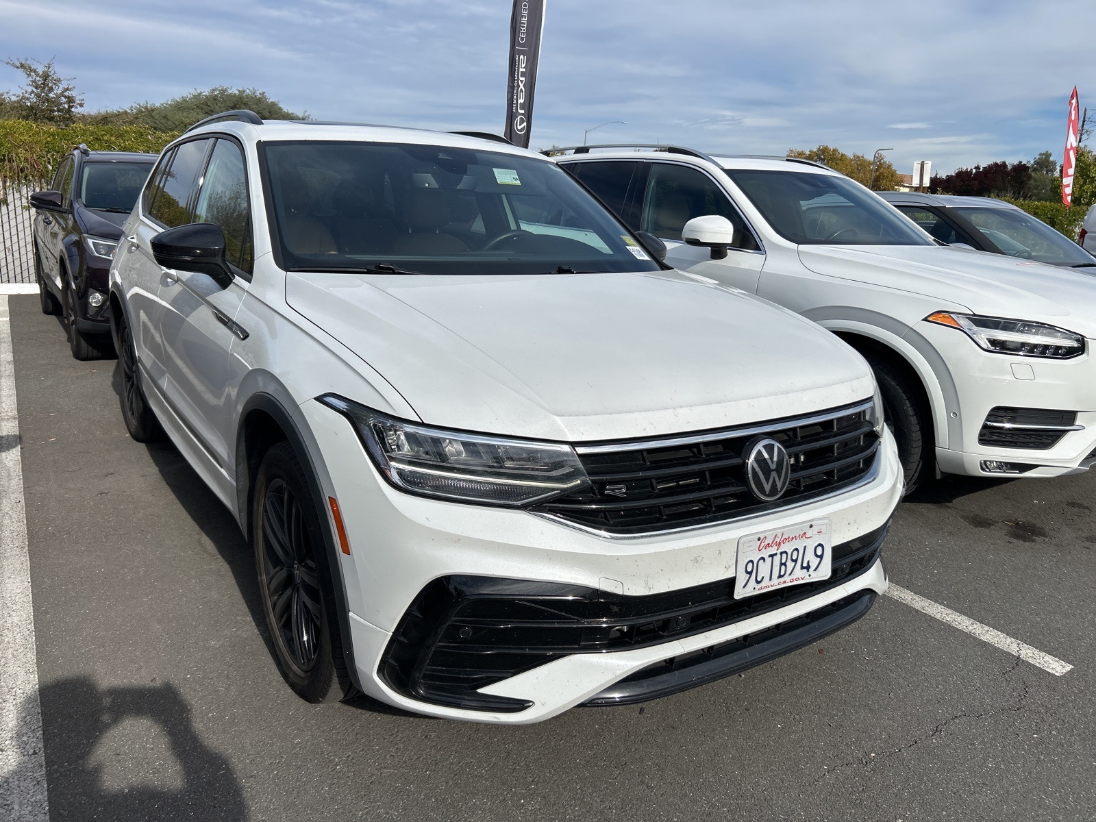 2022 Volkswagen Tiguan SE R-LINE BLACK