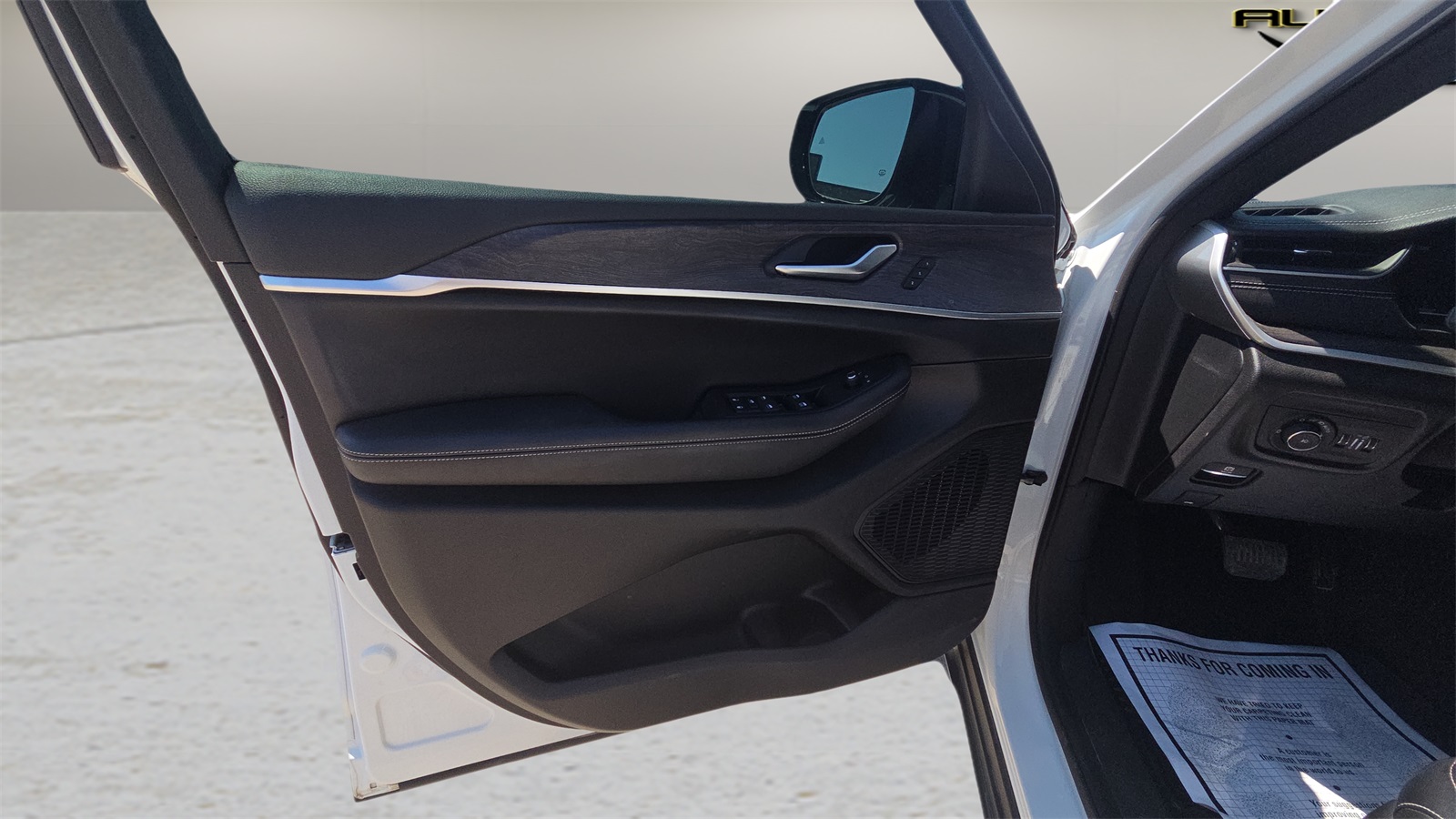 2024 Jeep Grand Cherokee Limited photo 26