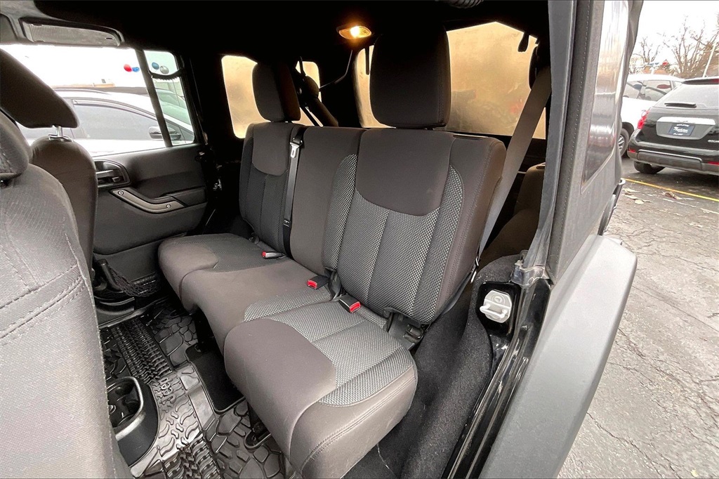 2016 JEEP WRANGLER - Image 20