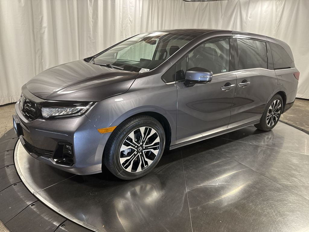 2026 Honda Odyssey Elite's photo