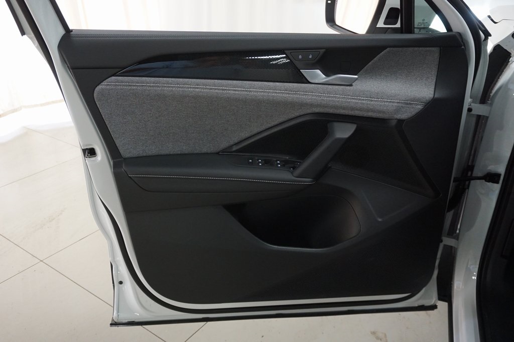 2025 Volkswagen Tiguan S photo 21