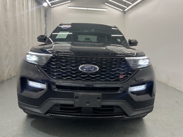 2022 Ford Explorer ST photo 3