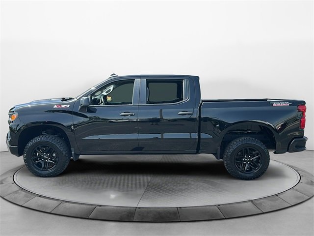 2023 Chevrolet Silverado 1500 Custom Trail Boss photo 2