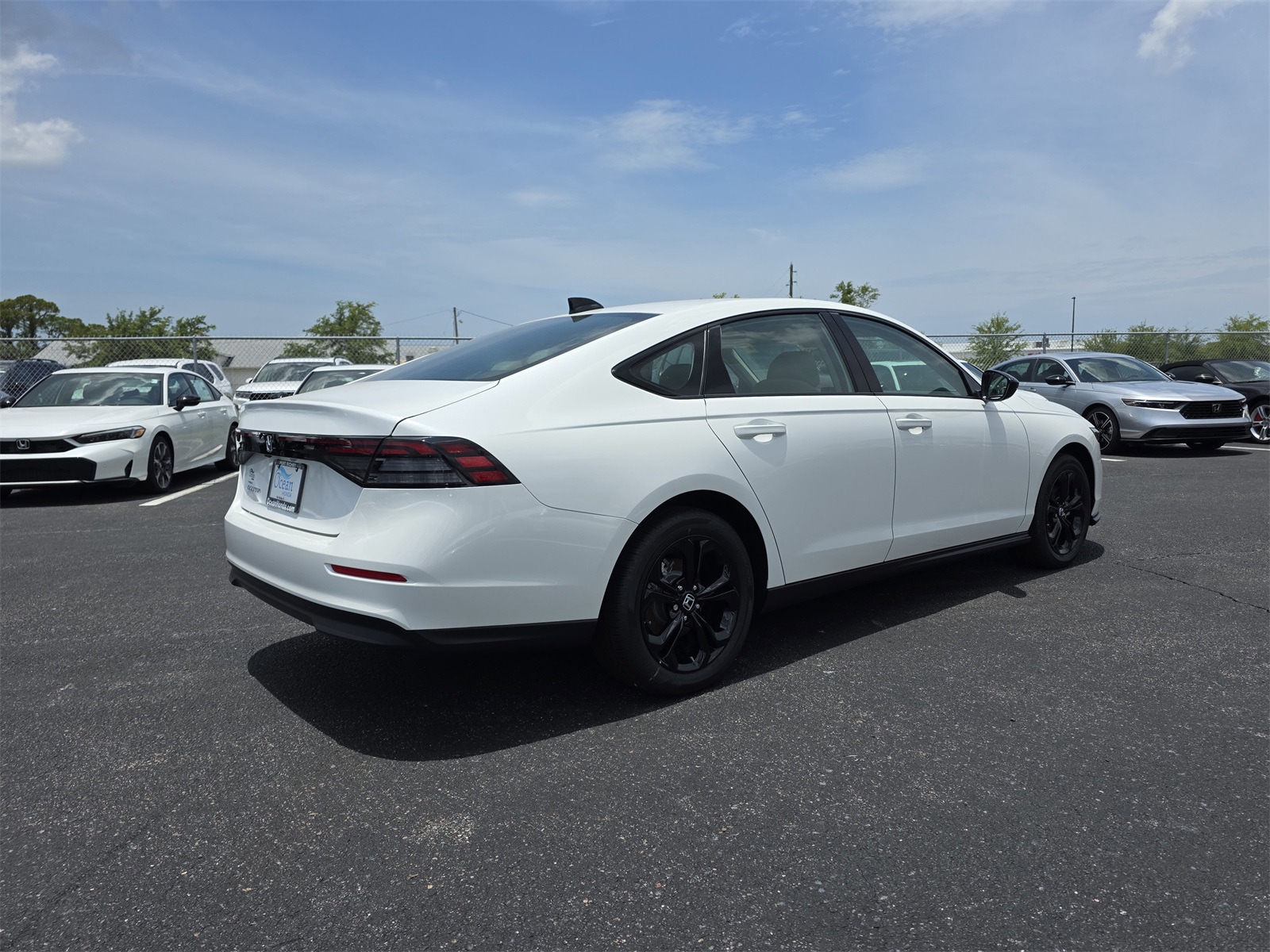 2025 Honda Accord SE photo 4