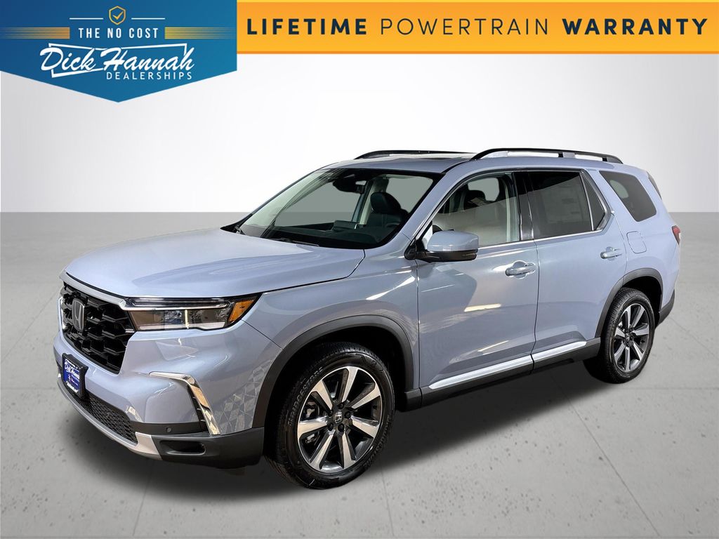 2025 Honda Pilot Touring's photo