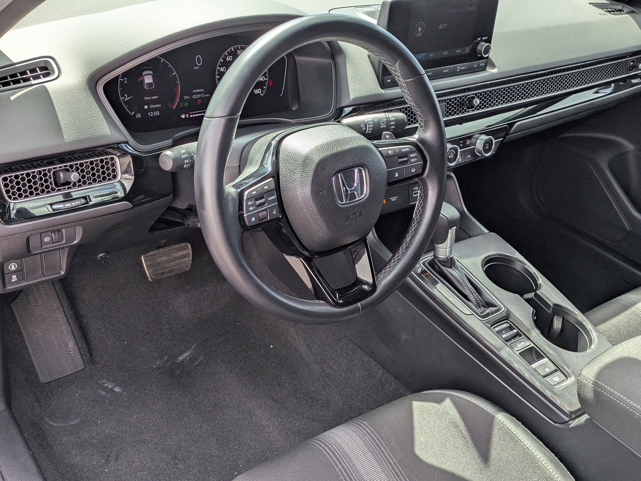 2024 Honda Civic Hatchback Sport photo 3