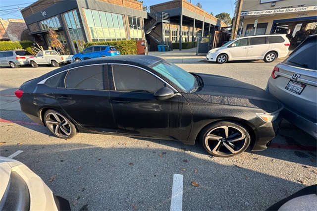 2018 Honda Accord Sport photo 4