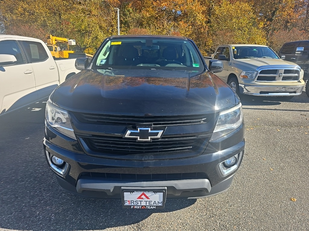 2016 Chevrolet Colorado LT photo 2