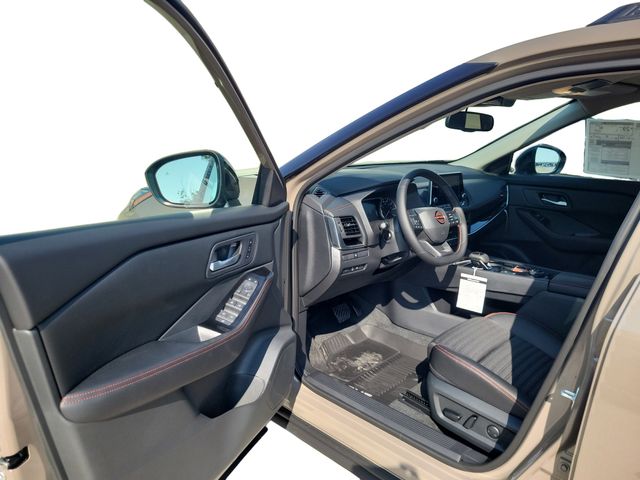 2026 Nissan Rogue SV photo 8