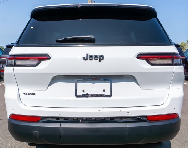2025 Jeep Grand Cherokee Altitude X photo 2