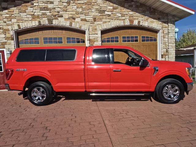 2023 Ford F-150 XLT photo 2