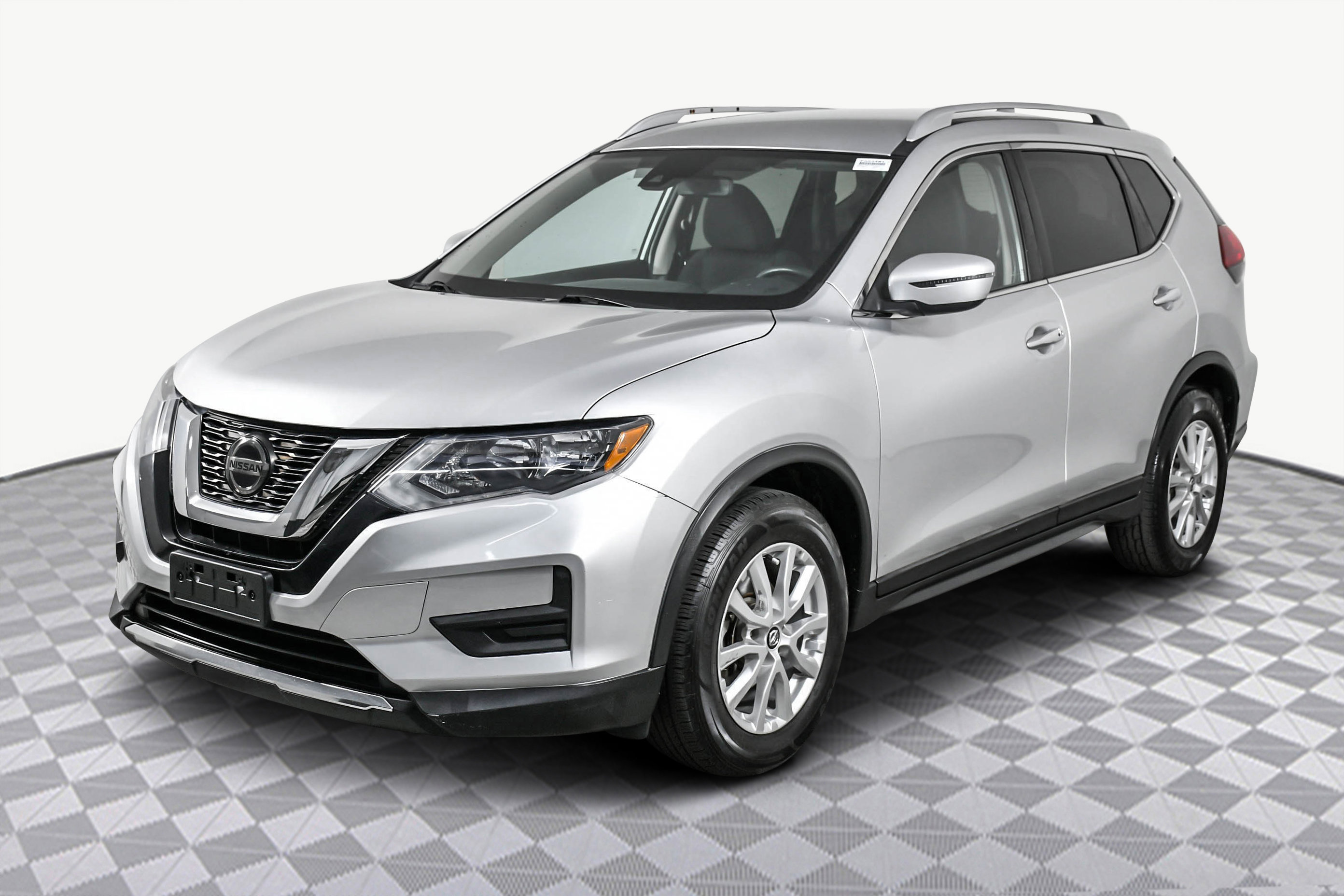 2020 Nissan Rogue SV photo 3