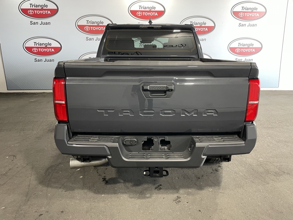 2025 Toyota Tacoma photo 5