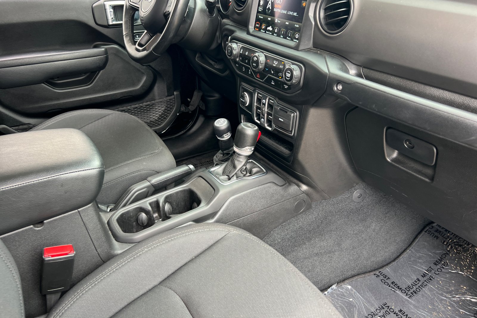 2022 Jeep Gladiator Sport S photo 11
