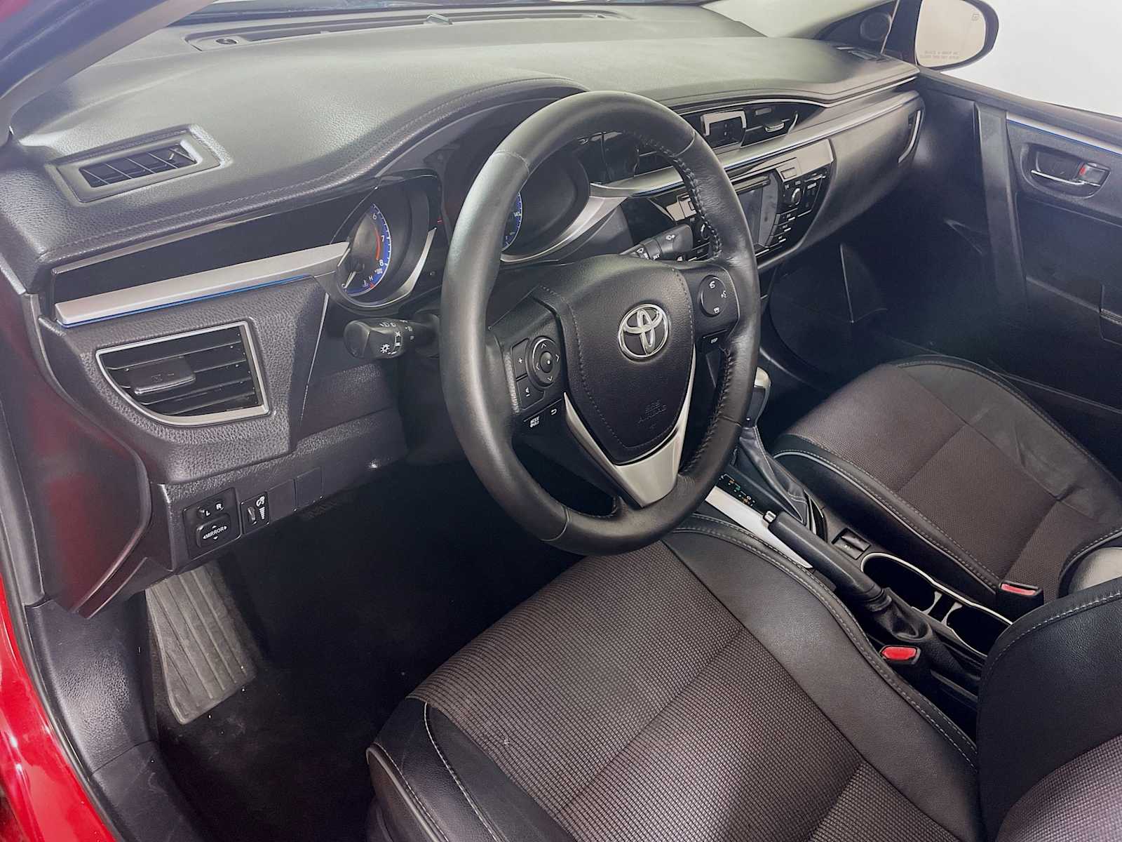 2015 Toyota Corolla Plus photo 7