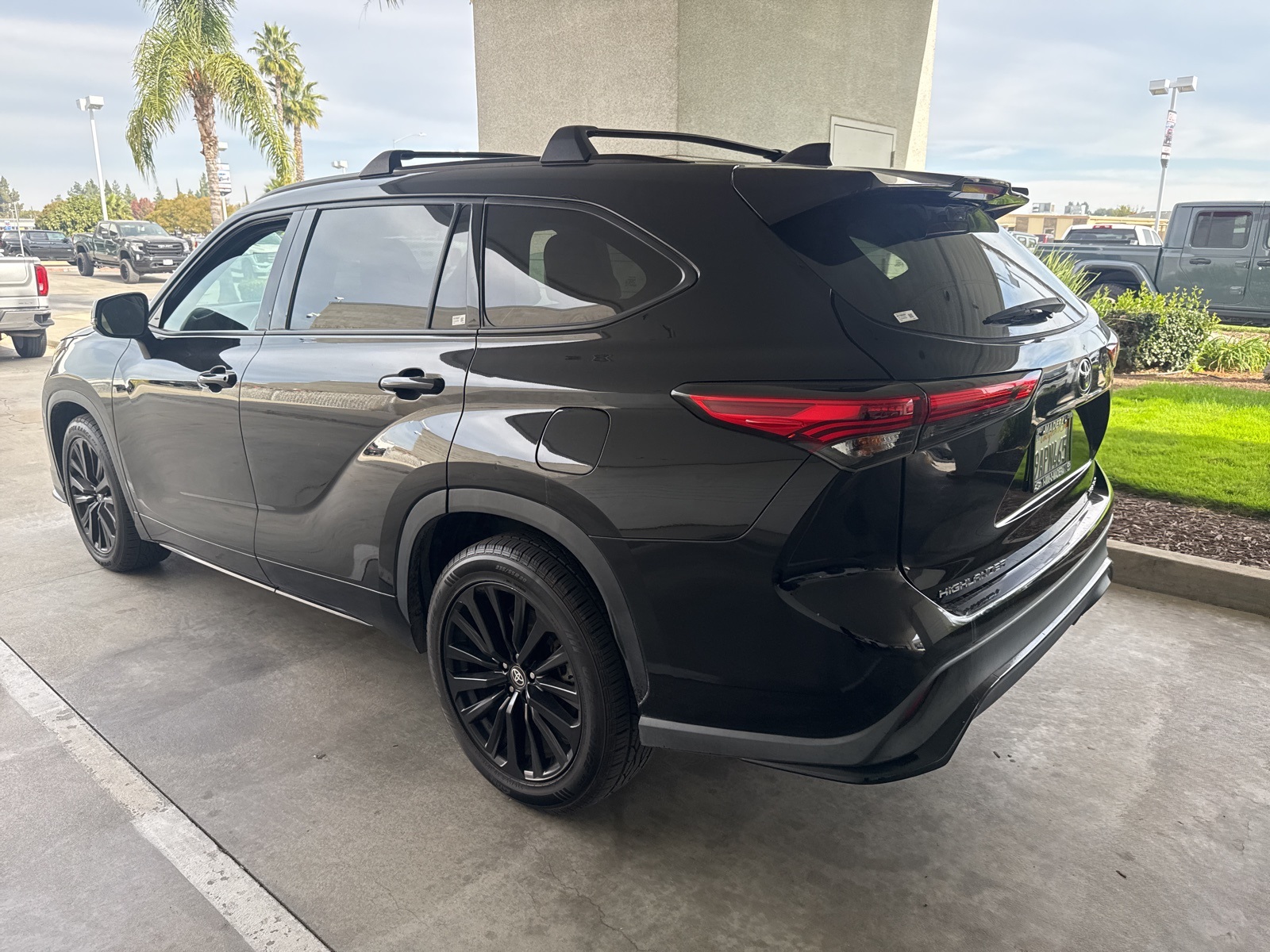 2022 Toyota Highlander XSE photo 4