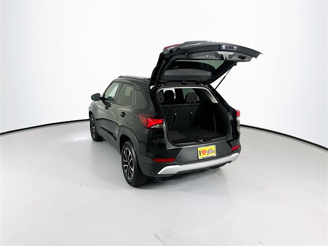 2025 Chevrolet Trailblazer LT photo 21