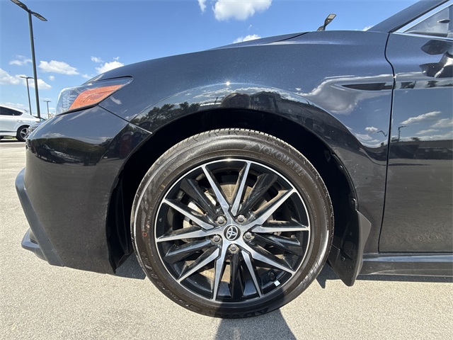 2023 Toyota Camry SE photo 10