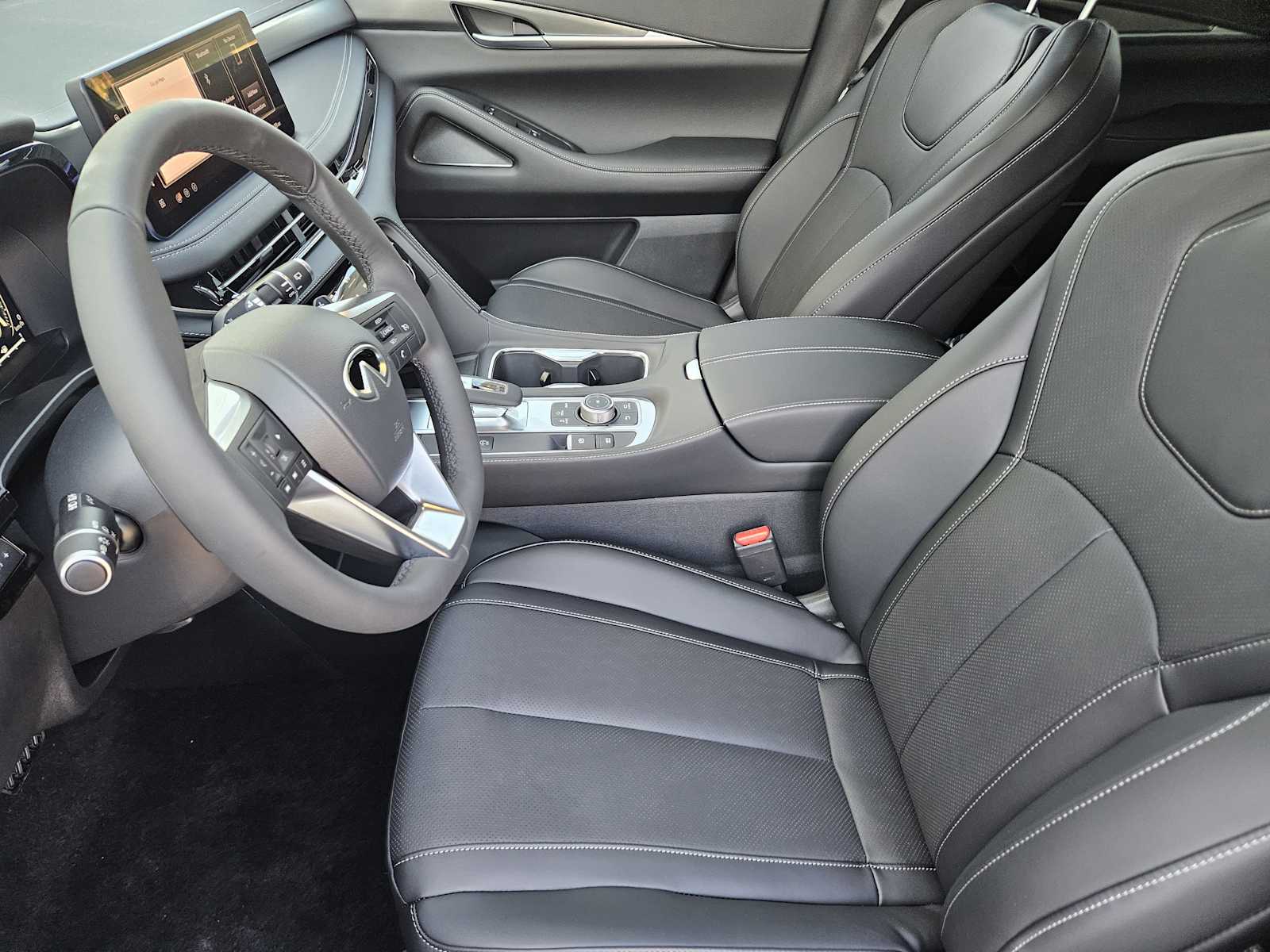 2026 Infiniti QX60 Pure photo 8