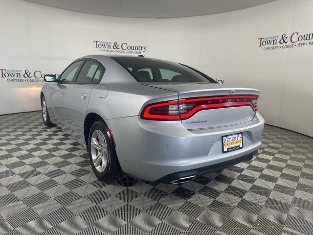 2021 Dodge Charger SXT photo 9