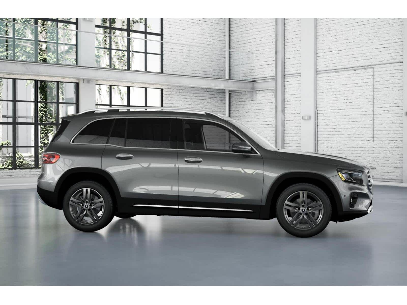 2026 Mercedes Benz GLB 250 photo 15
