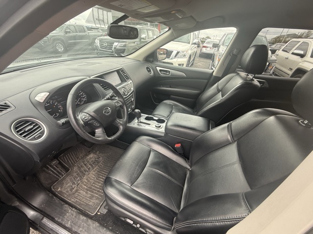 2020 Nissan Pathfinder SL photo 4