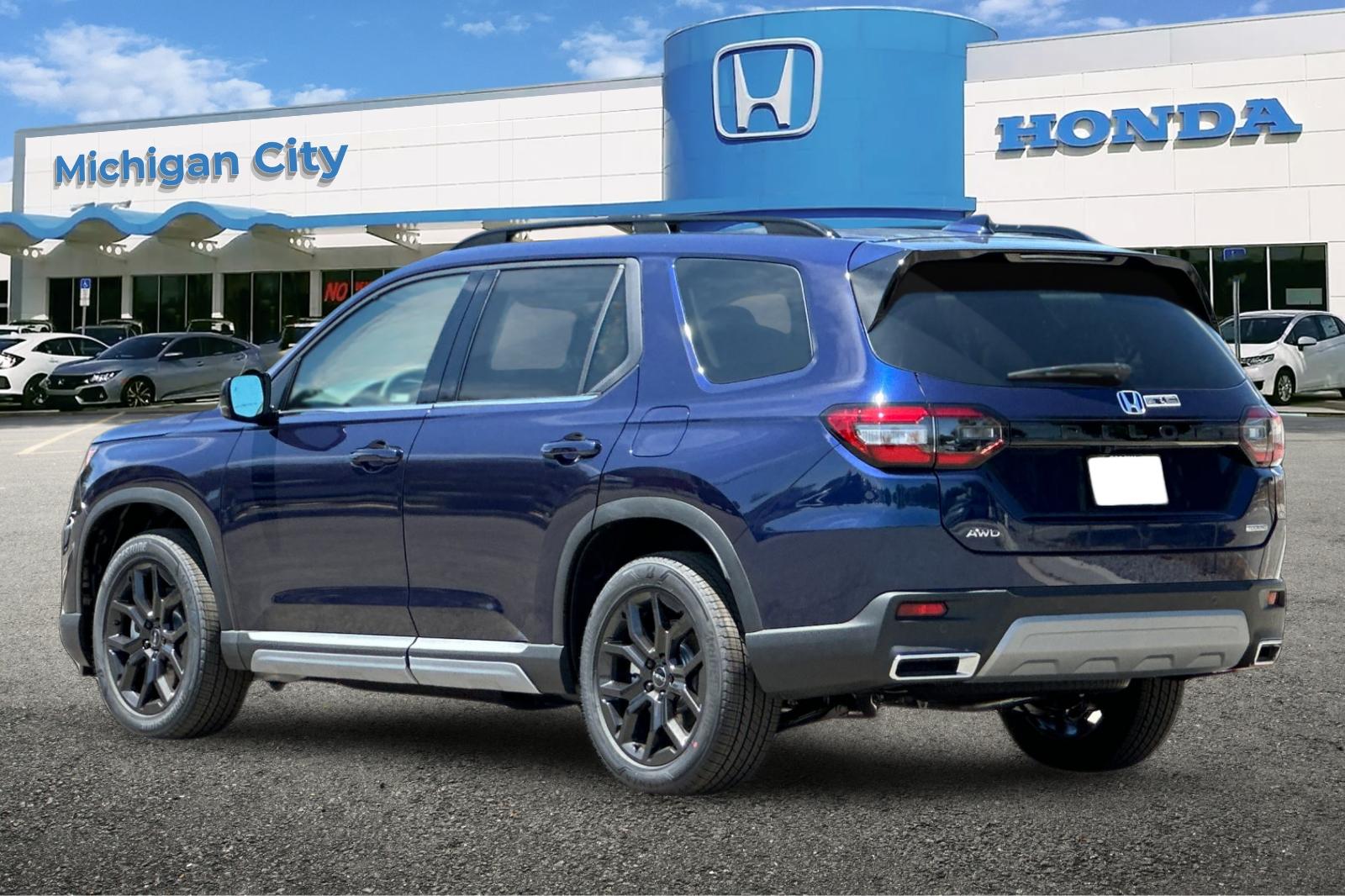 2025 Honda Pilot Touring photo 2