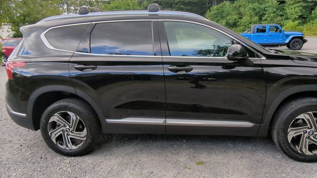 2022 Hyundai Santa Fe SEL photo 7