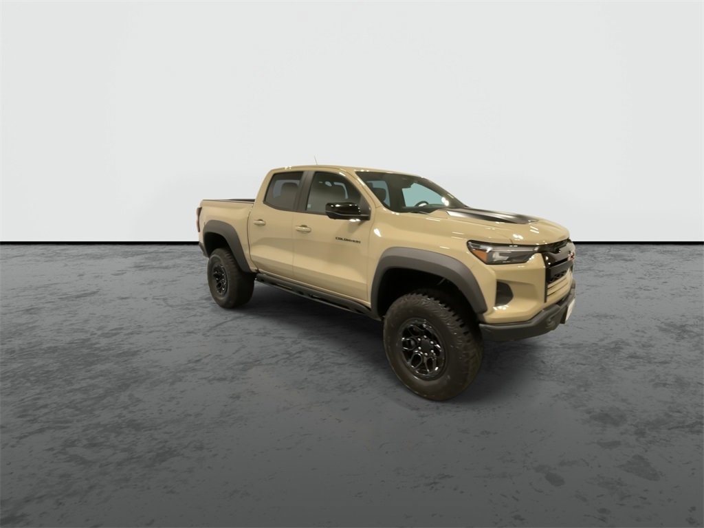 2024 Chevrolet Colorado ZR2 photo 2