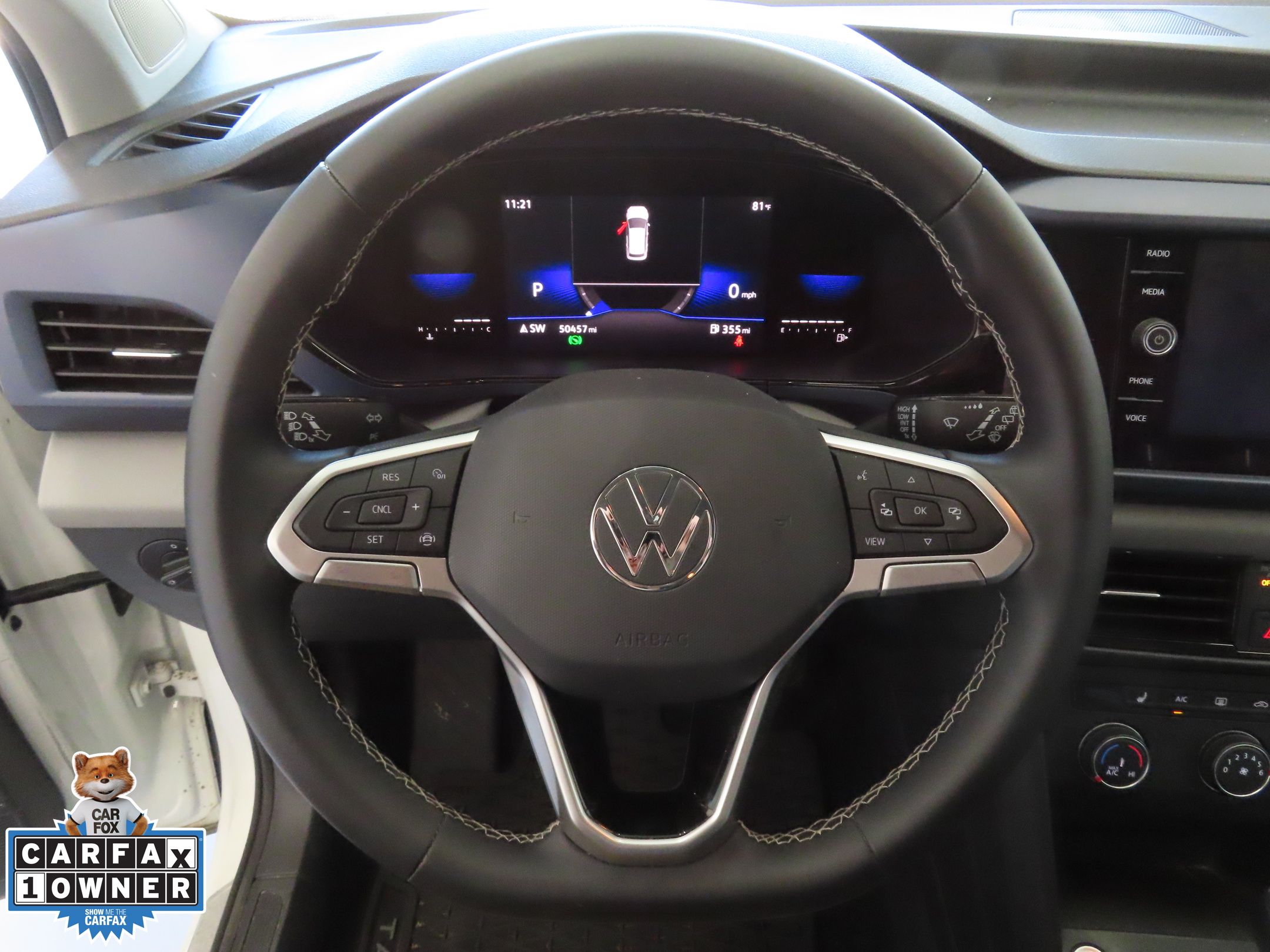 2022 Volkswagen Taos SE photo 13