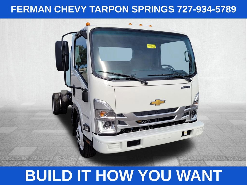 2024 Chevrolet Silverado 4500HD photo 2