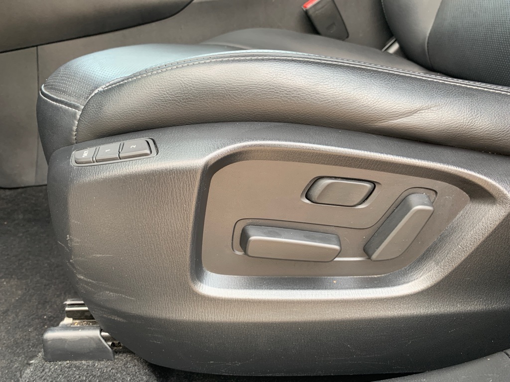 2023 Mazda CX-9 Touring photo 6