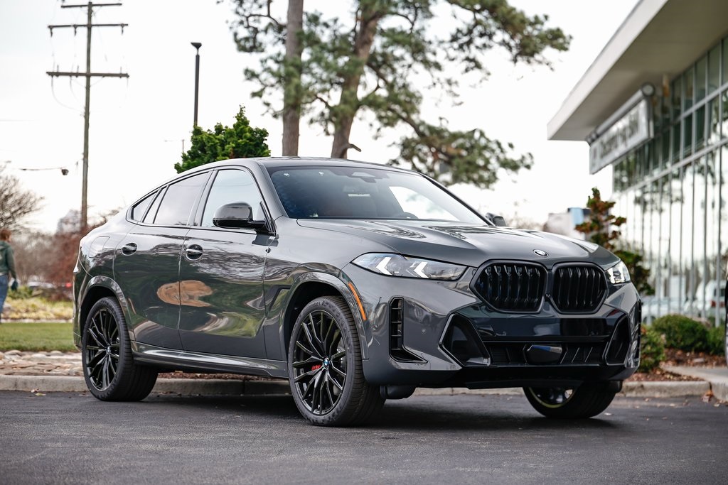 2026 BMW X6 40i's photo