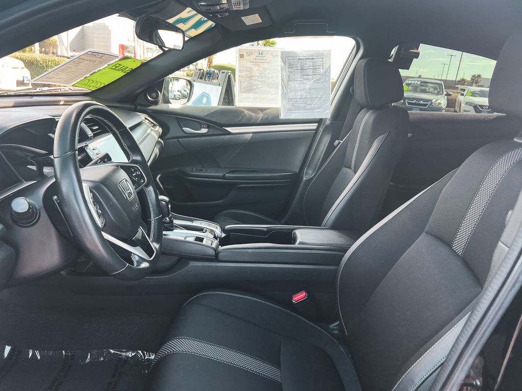 2019 Honda Civic Sport photo 24