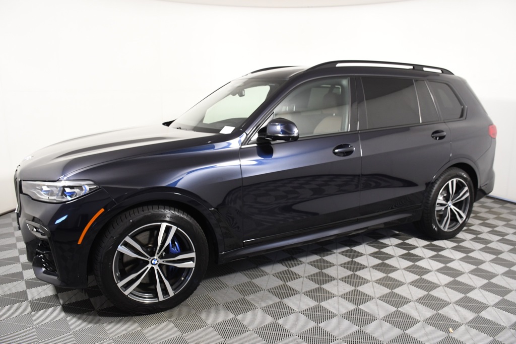 2022 Bmw X7 M50i photo 2