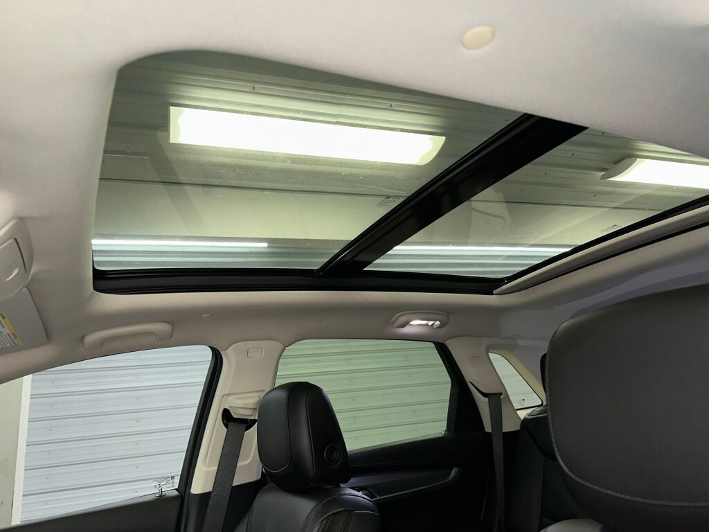 2019 Cadillac XT5 Luxury photo 3